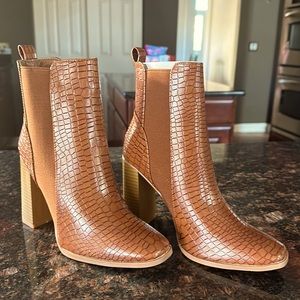 SUPER CUTE just too big for me!